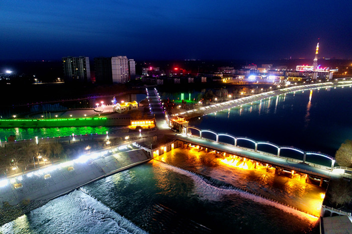 1507457706354001759.jpg 8夜色撩人_副本.jpg