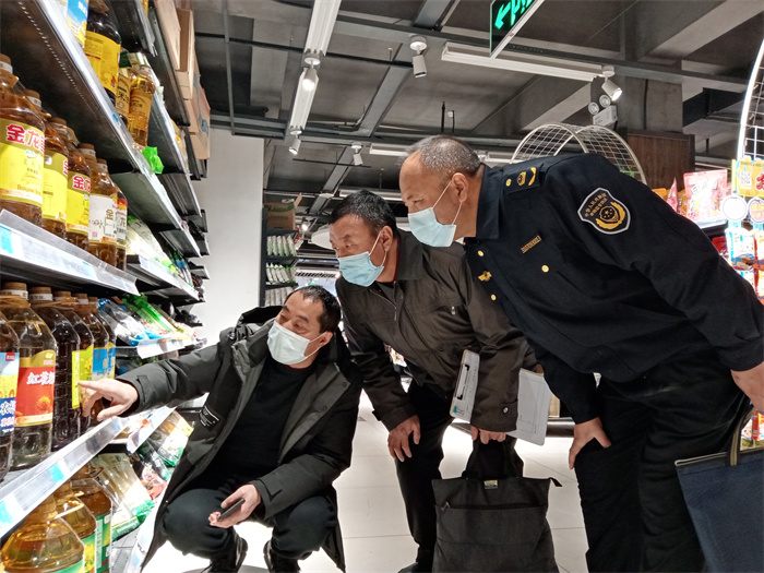 07【镜头】紧盯“关键少数” 新疆博湖县纪委监委.jpg